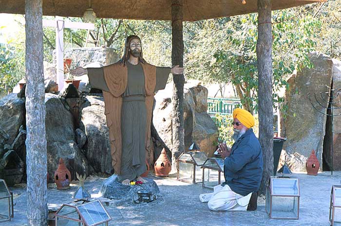 Могила иисуса в кашмире фото